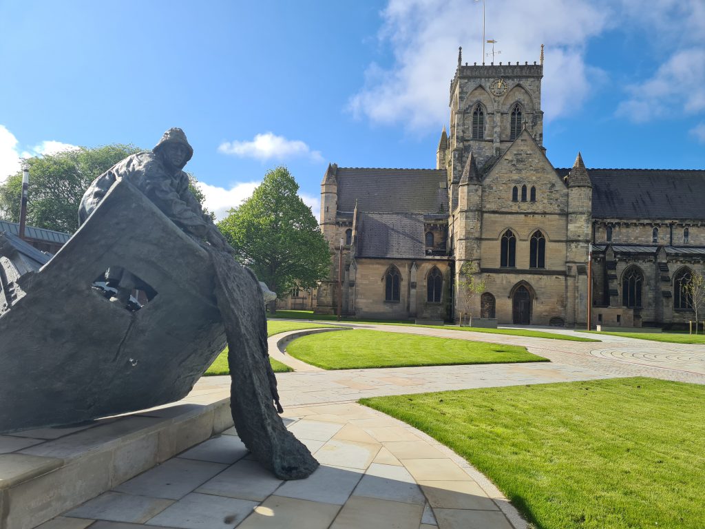 St James Square, showing the Fishermen's Memorial in front of the Minster