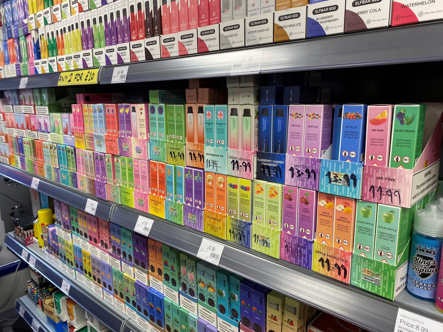 Two premises found to be selling illegal vapes following Trading