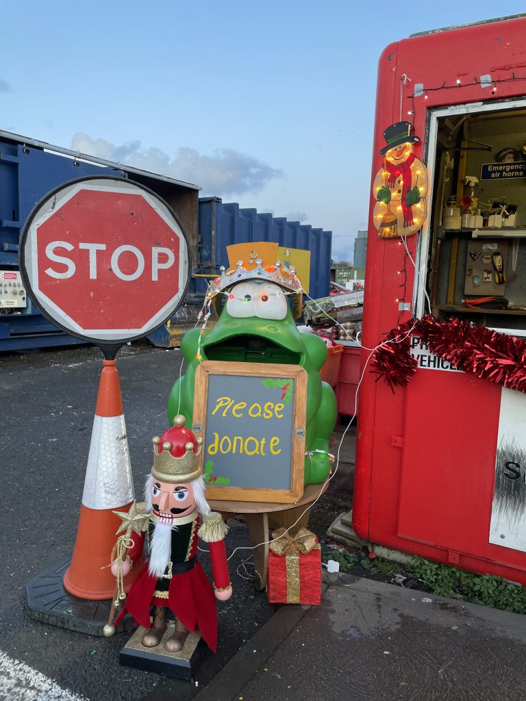 Tip donation box