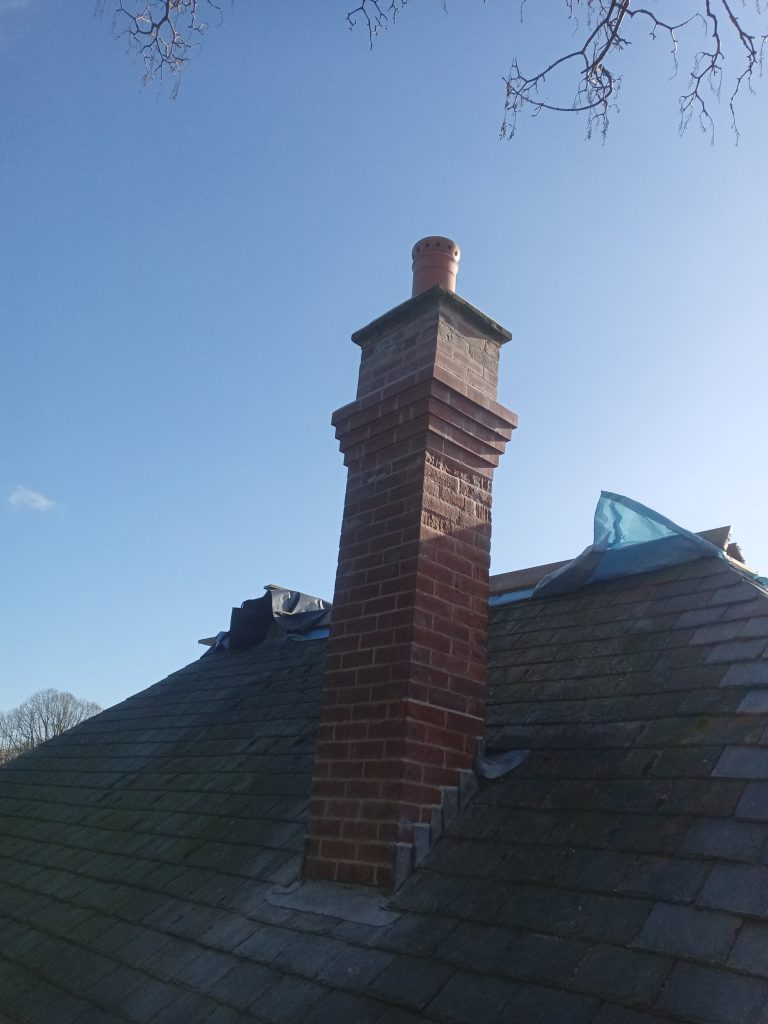 Chimney re-construction with Chimney pot