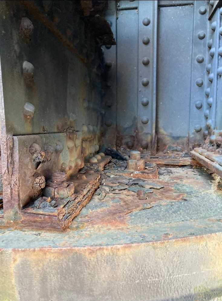 Corrosion on Corporation Bridge