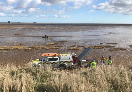 Vehicle rescuing people from sandbanks