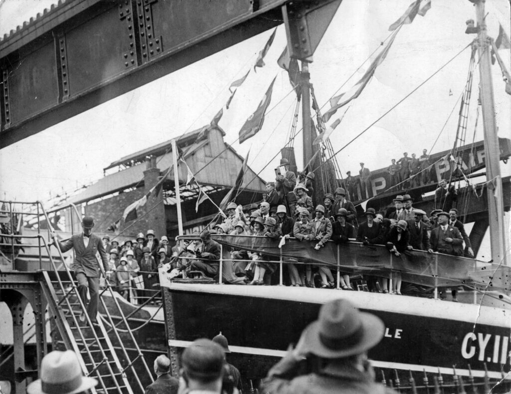 Historic photograph of the opening of Corporation Bridge