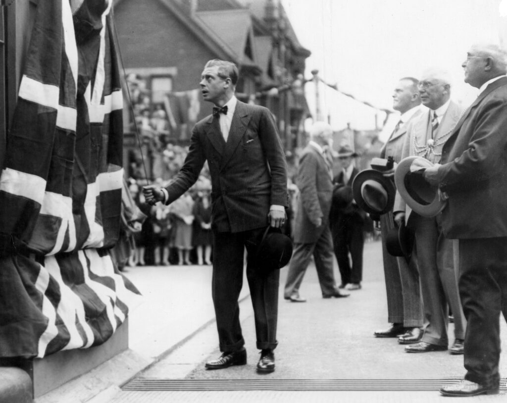 Historic photograph of Edward VIII and other dignitaries at the opening of Corporation Bridge