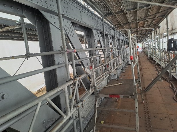 Painting complete to spans 5 & 6