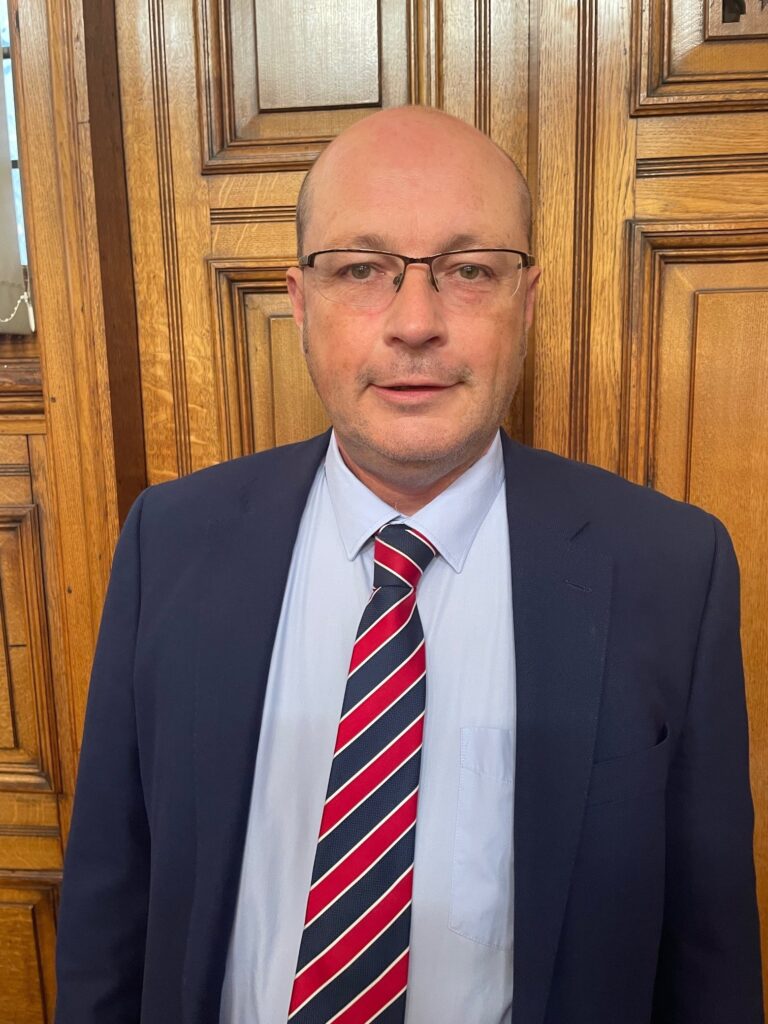 Cllr Mill