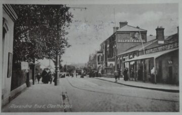 Dolphin Hotel 1910. Credit NEL Archives