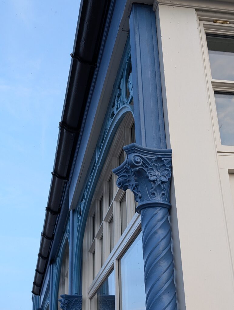 Mermaid cafe building