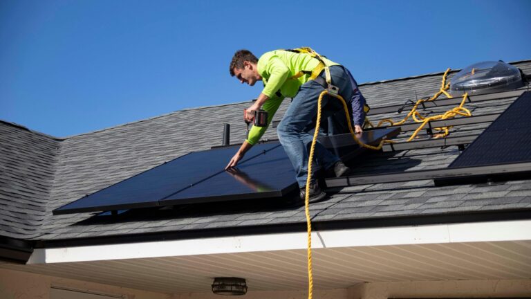Solar Together launches in North East Lincolnshire – offering residents affordable renewable energy sources