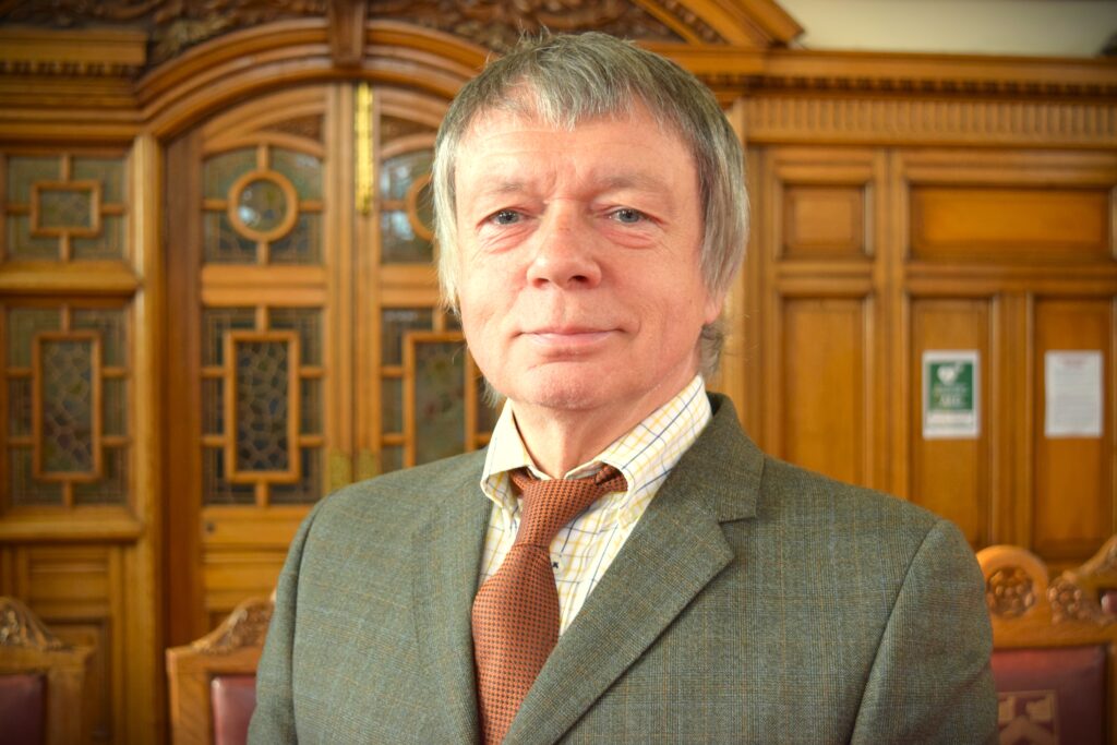 Cllr Bright
