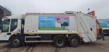 A photo of a bin wagon