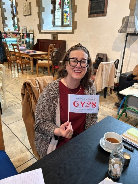 Grimsby poet brings extraordinary Coronation Street friendship story to life in support of GY28